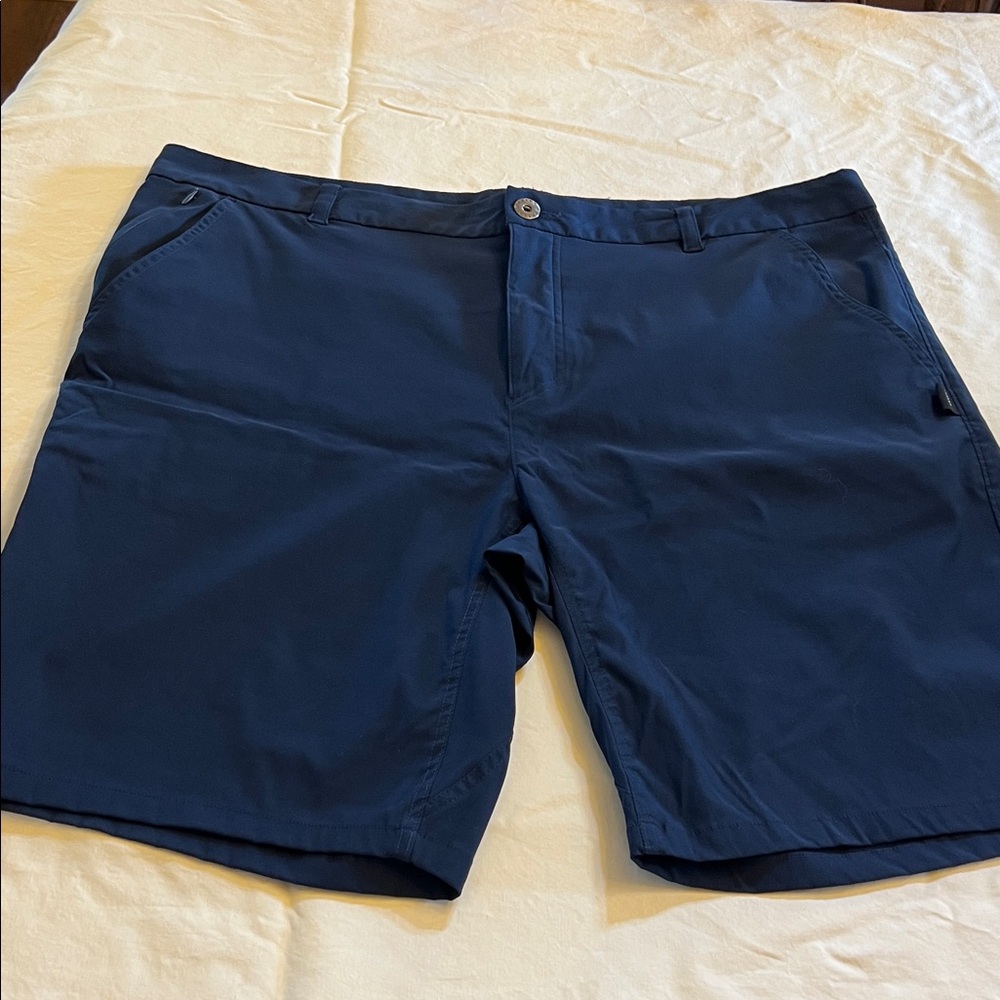 Oakley Regular Fit Shorts-Navy